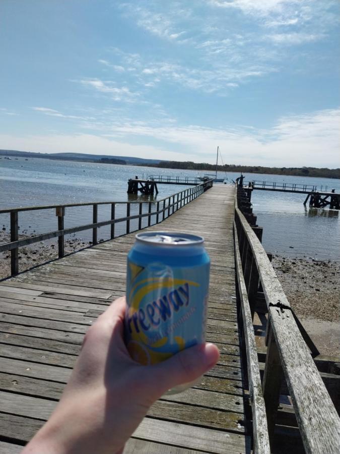 プール Family Breaks At Rockley Park With Prosecco And A Box Of Chocolates On Arrivalヴィラ エクステリア 写真